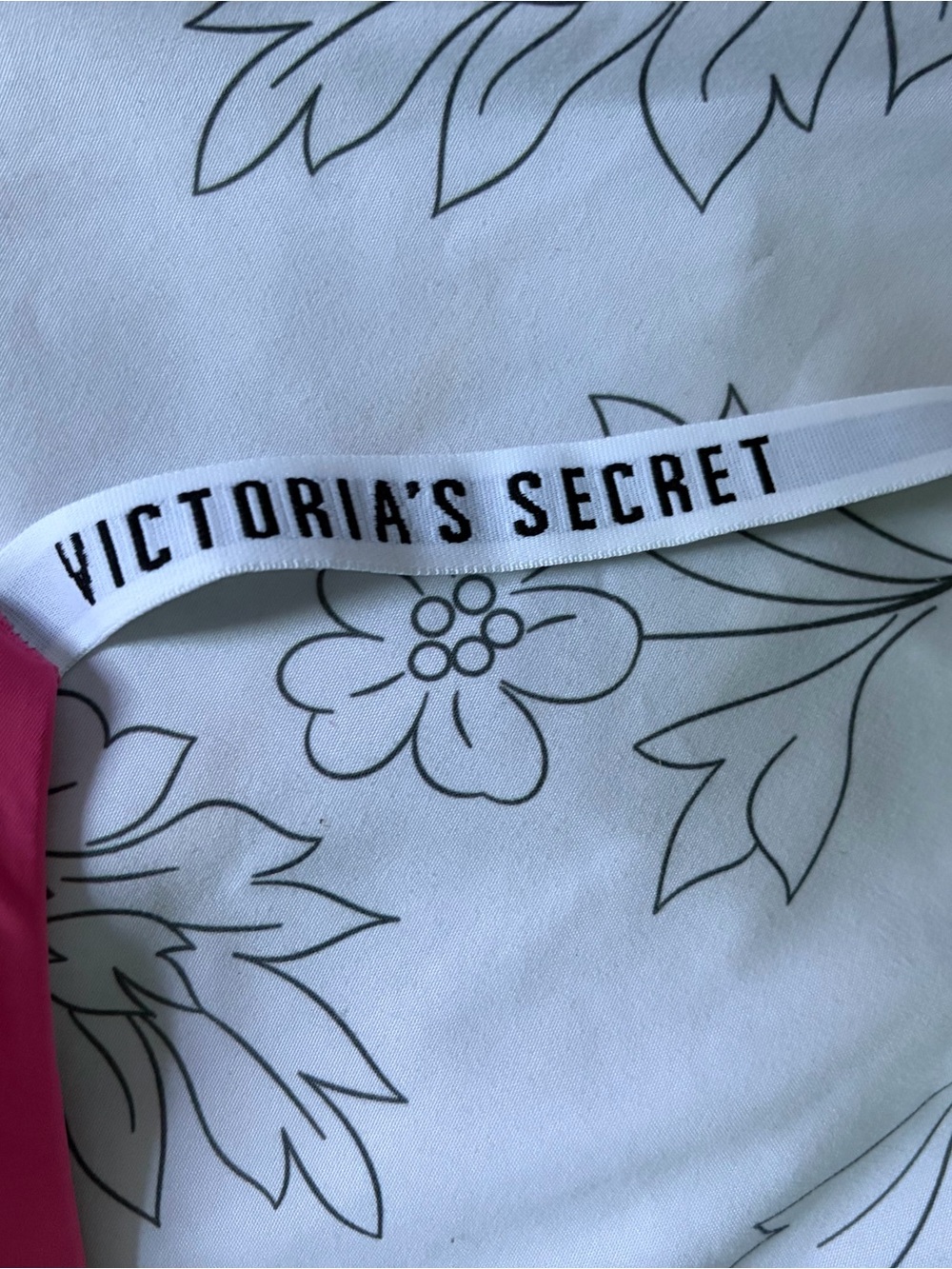Victoria's Secret Pink Smooth Molded Bra - Bright Pink - Picture 4 of 5